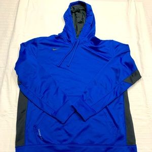 Men’s Nike Therma-Fit Hoodie. Size XL. Blue with Black Accents on Sides.